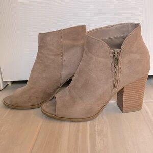 Open-toe ankle boots